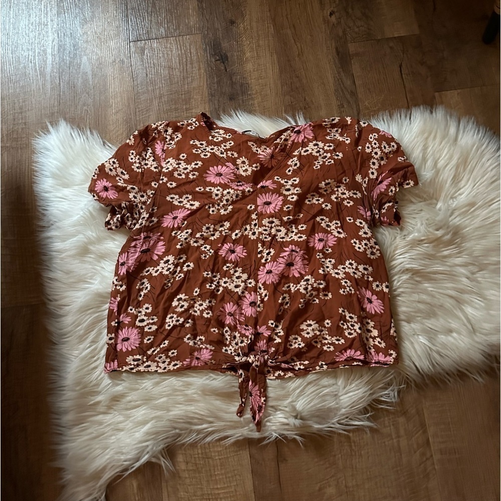 MADEWELL Novel Tie-Front Top In Hillside Daises - Picture 4 of 5